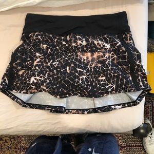 Lululemon tennis skirt size 2